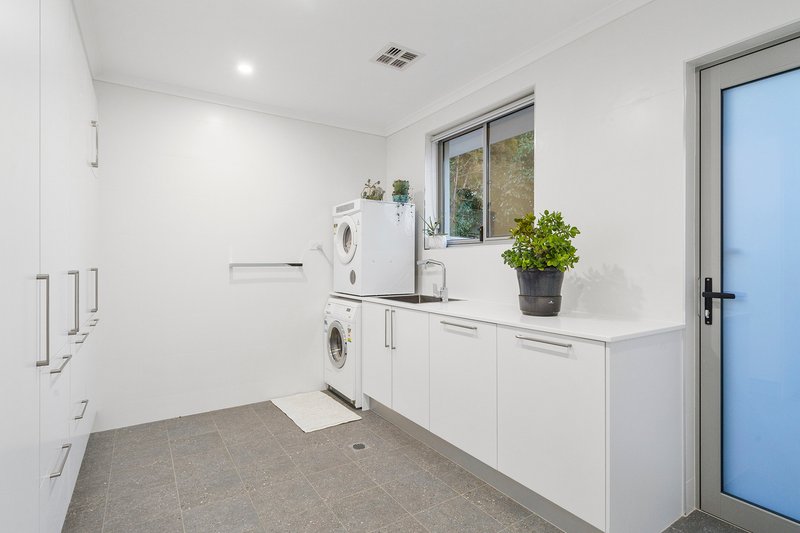 Photo - 8 Macalpine Close, Mckellar ACT 2617 - Image 23