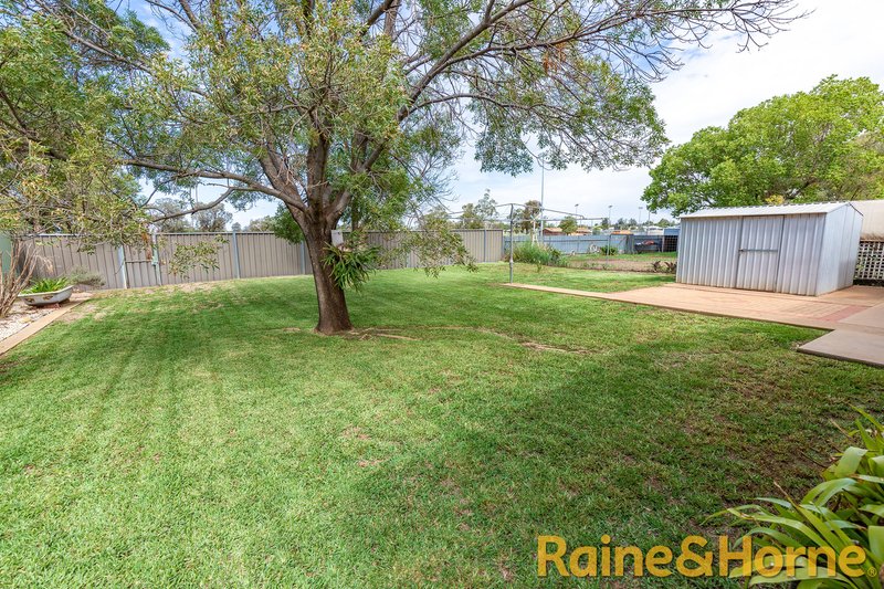 Photo - 8 Mackay Drive, Dubbo NSW 2830 - Image 10