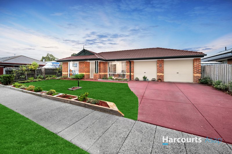 8 Macleod Way, Lynbrook VIC 3975