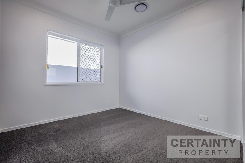 Photo - 8 Macrae Street, Morayfield QLD 4506 - Image 10