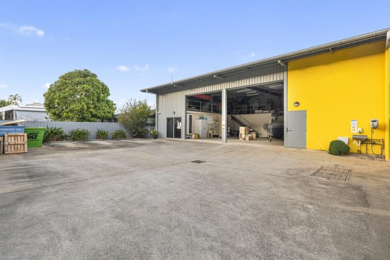 Photo - 8 Magazine Street, Stratford QLD 4870 - Image 3