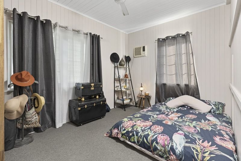 Photo - 8 Magazine Street, Stratford QLD 4870 - Image 16