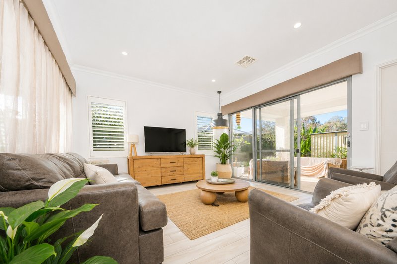 Photo - 8 Magenta Crescent, Baldivis WA 6171 - Image 8