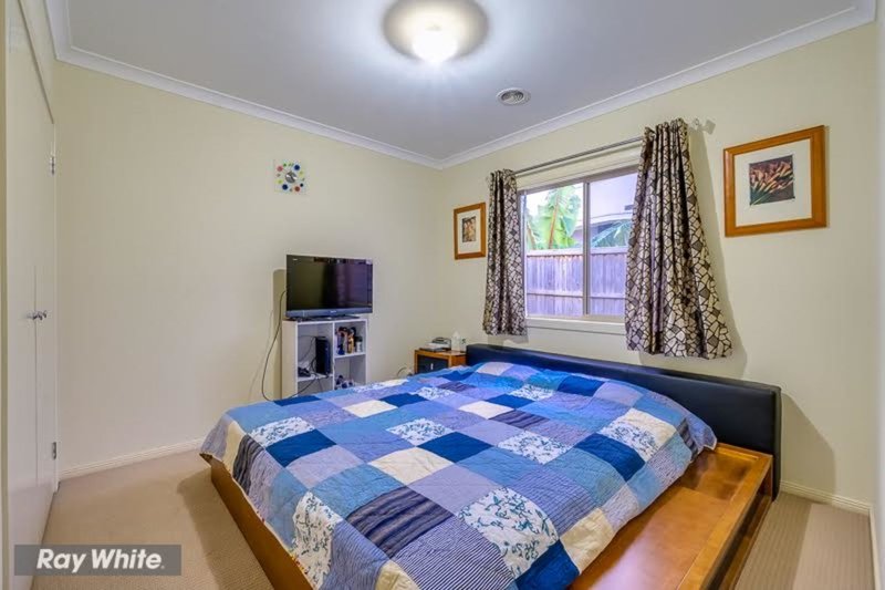 Photo - 8 Magnetic Avenue, Point Cook VIC 3030 - Image 11