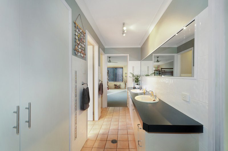 Photo - 8 Mahogany Close, Lakewood NSW 2443 - Image 6