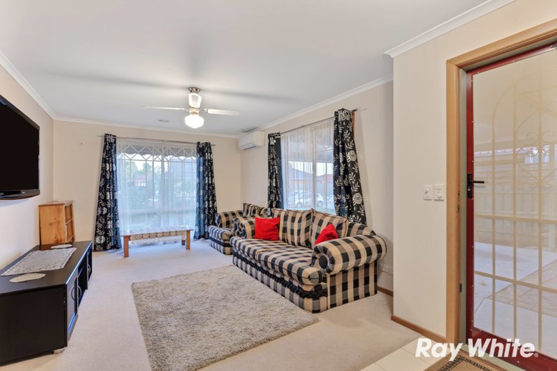 Photo - 8 Mailrun Court, Hoppers Crossing VIC 3029 - Image 4