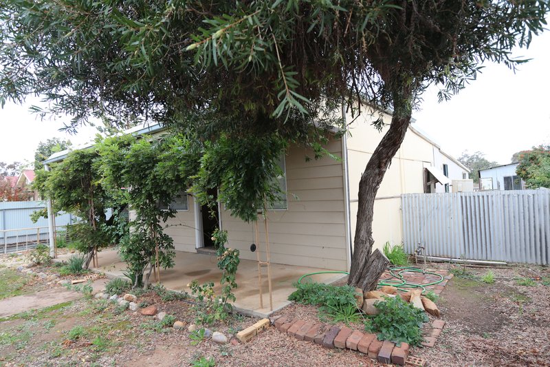 Photo - 8 Main Street, West Wyalong NSW 2671 - Image 8