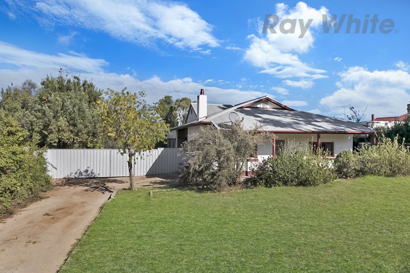 Photo - 8 Makin Street, Hamley Bridge SA 5401 - Image 2