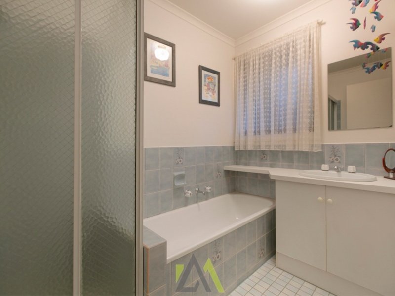 Photo - 8 Malcolm Road, Langwarrin VIC 3910 - Image 11