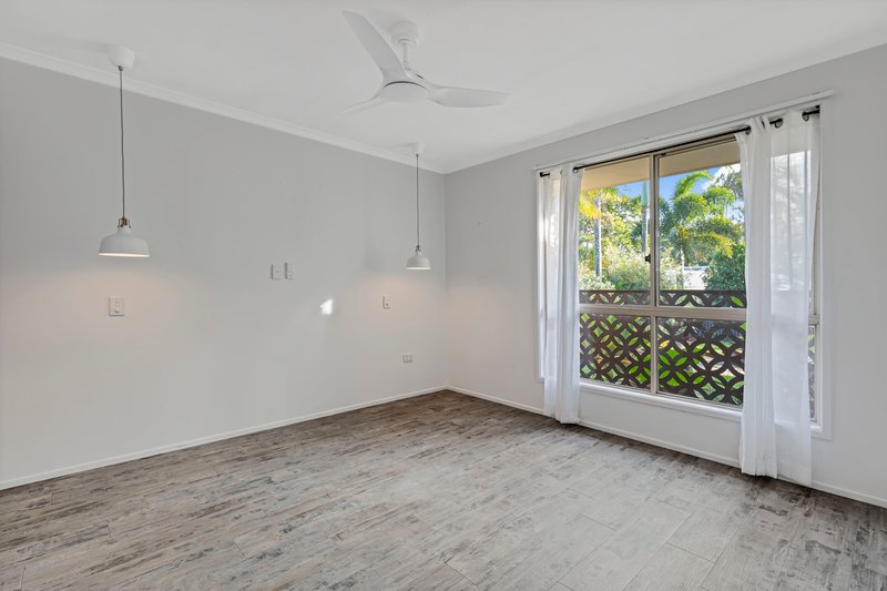 Photo - 8 Malibu Court, Mountain Creek QLD 4557 - Image 12