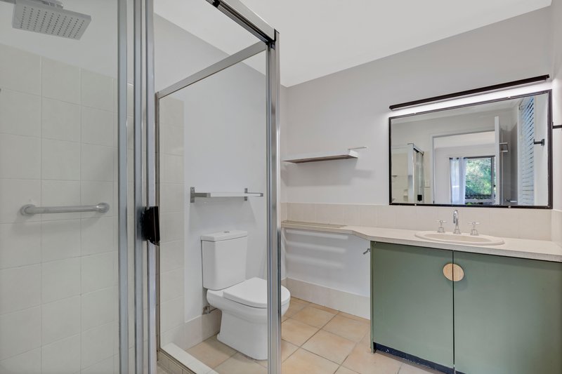 Photo - 8 Malibu Court, Mountain Creek QLD 4557 - Image 13