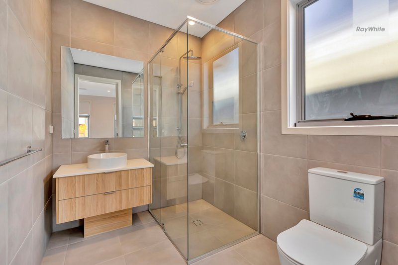Photo - 8 Malvar Way, Sunbury VIC 3429 - Image 7