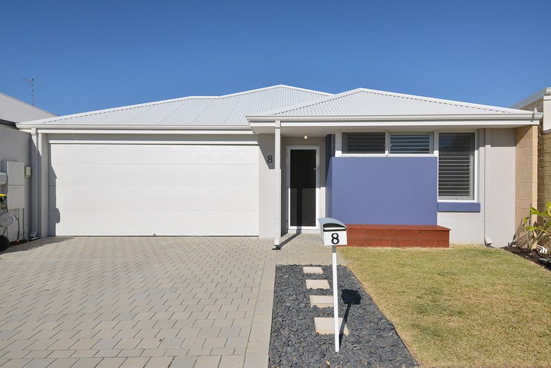 8 Manila Road, Clarkson WA 6030