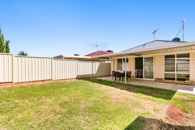 Photo - 8 Manilla Street, Munno Para West SA 5115 - Image 14