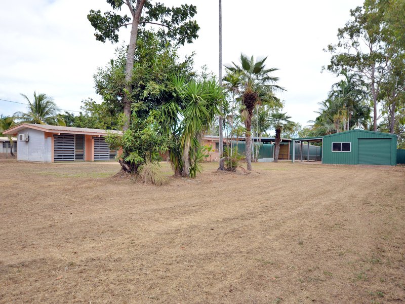 Photo - 8 Mankina Ct , Weipa QLD 4874 - Image 3