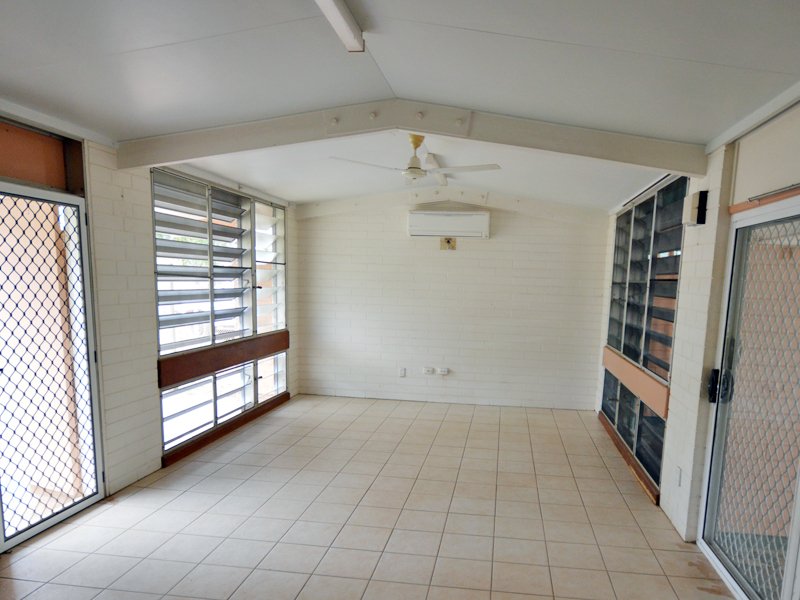 Photo - 8 Mankina Ct , Weipa QLD 4874 - Image 5