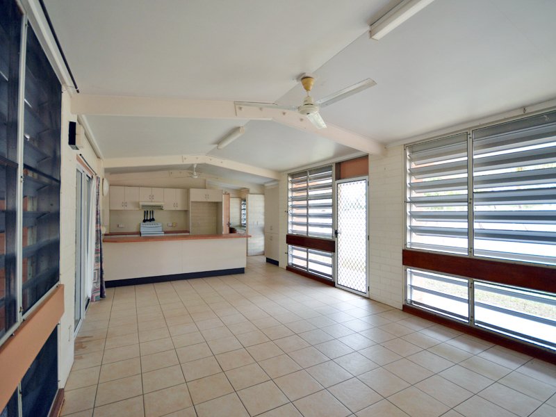 Photo - 8 Mankina Ct , Weipa QLD 4874 - Image 6