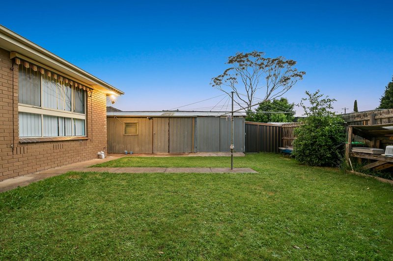 Photo - 8 Manooka Court, Keysborough VIC 3173 - Image 12