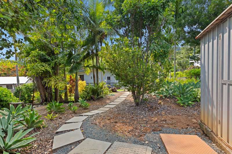 Photo - 8 Manooka Drive, Cannonvale QLD 4802 - Image 12