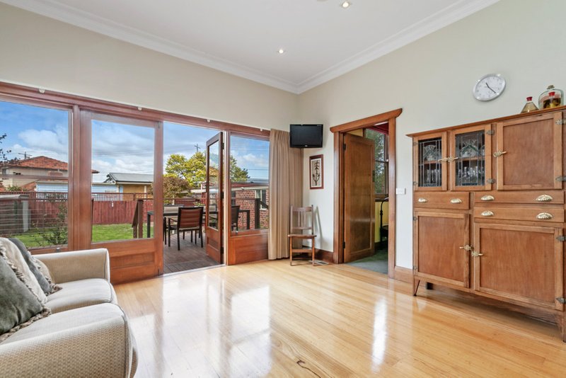 Photo - 8 Marchant Avenue, Reservoir VIC 3073 - Image 8