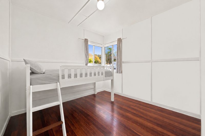 Photo - 8 Margaret Street, South Gladstone QLD 4680 - Image 8