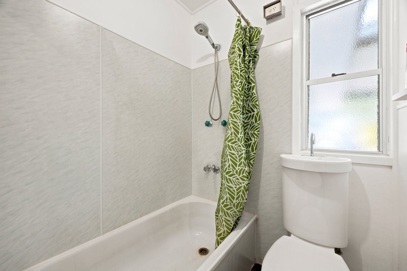 Photo - 8 Margaret Street, South Gladstone QLD 4680 - Image 9