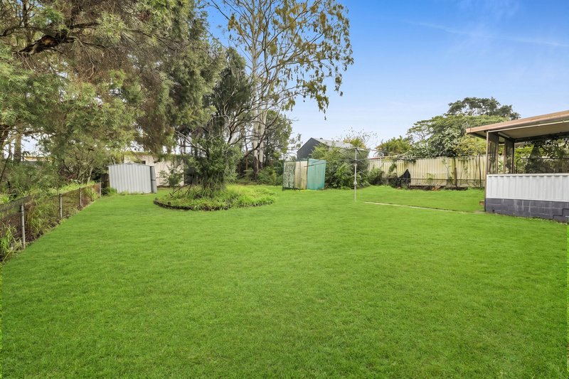 Photo - 8 Marginson Street, Leichhardt QLD 4305 - Image 2