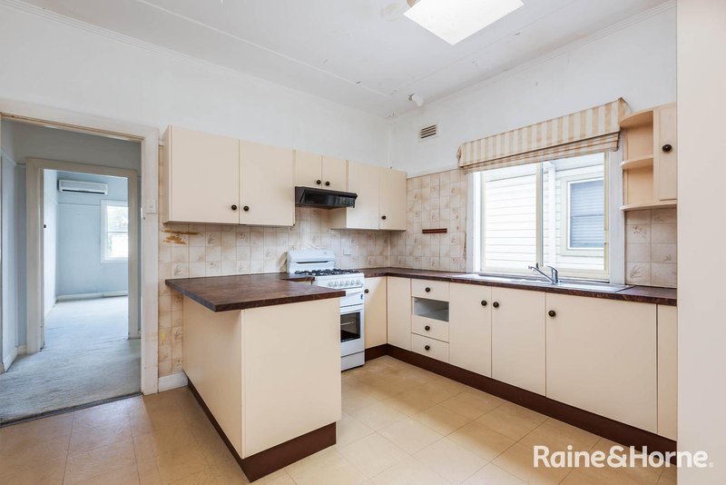 Photo - 8 Marina Avenue, New Lambton NSW 2305 - Image 7