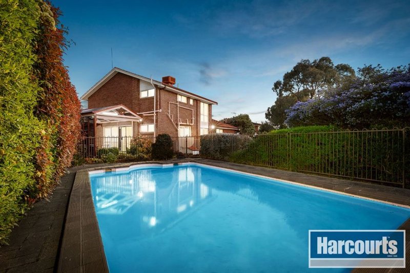 Photo - 8 Maringa Close, Wantirna South VIC 3152 - Image 10