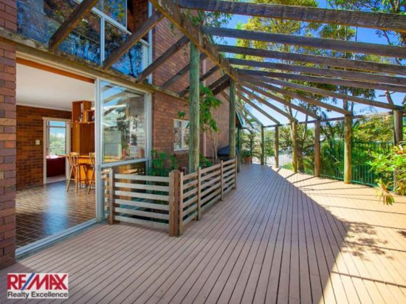 Photo - 8 Marisa Court, Moffat Beach QLD 4551 - Image 11