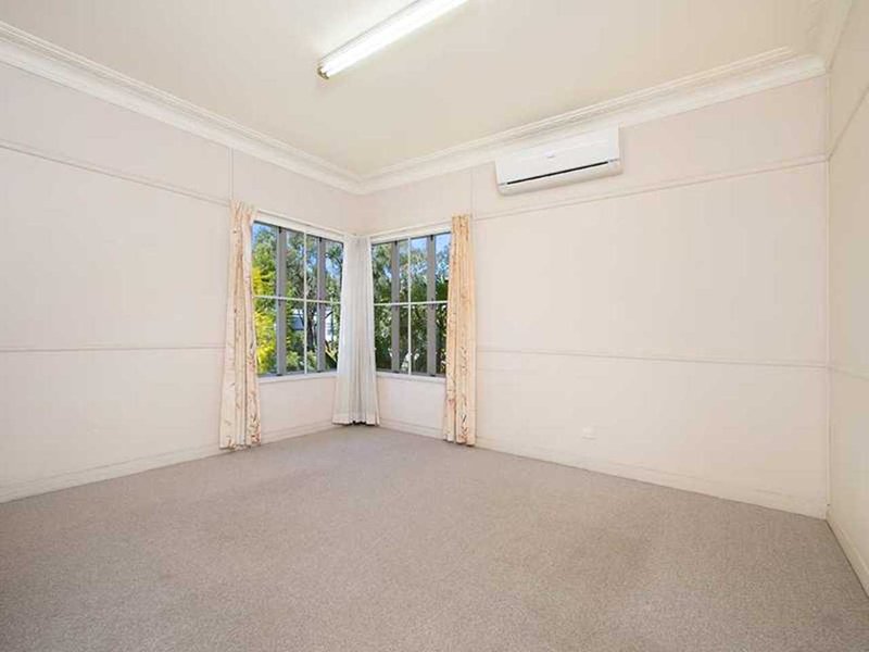 Photo - 8 Markwell Street, Beaudesert QLD 4285 - Image 3