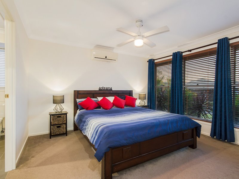 Photo - 8 Marlow Street, Oxenford QLD 4210 - Image 10