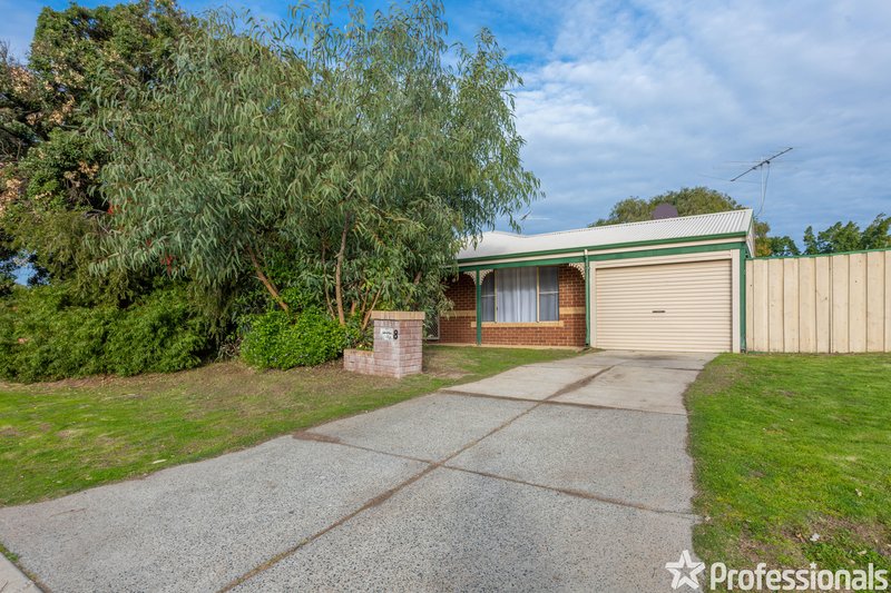 8 Maroon Place, Warnbro WA 6169