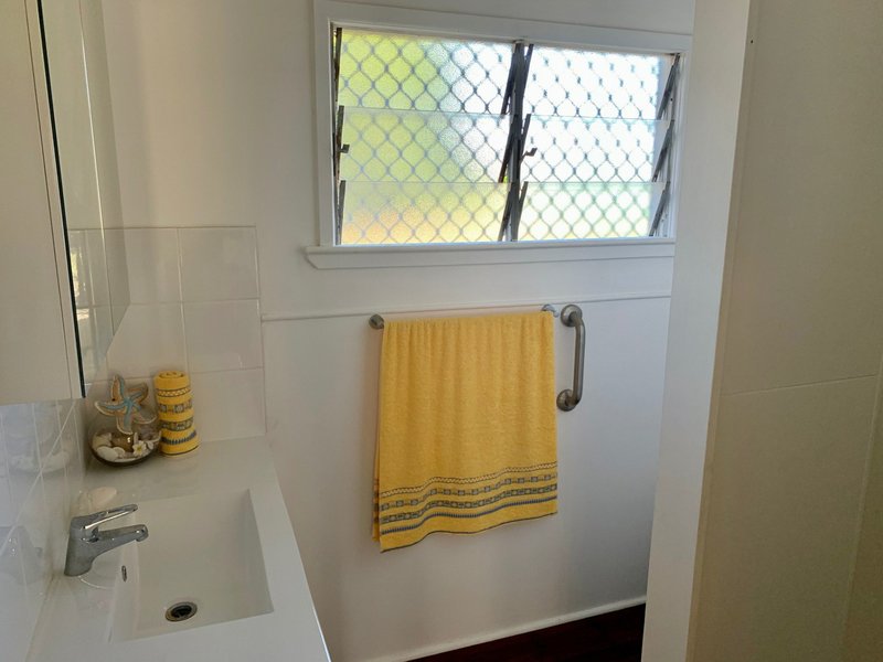 Photo - 8 Marshall St , Bowen QLD 4805 - Image 3