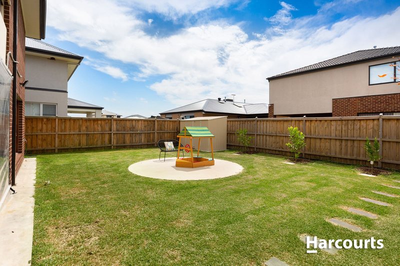 Photo - 8 Marshflower Crescent, Clyde North VIC 3978 - Image 14