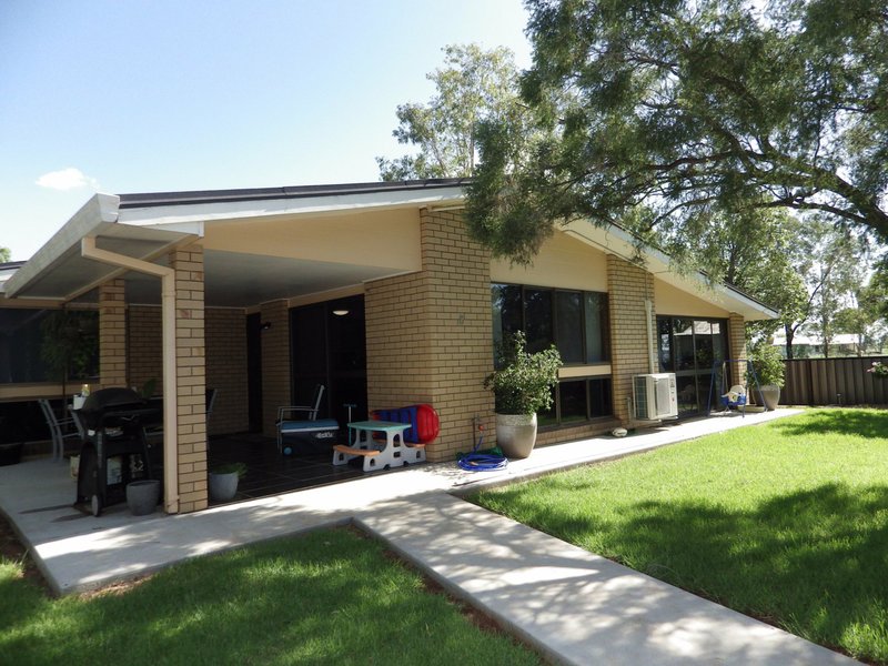 8 Martin Street, Roma QLD 4455