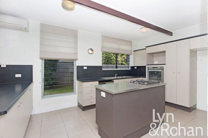 Photo - 8 Maskell Street, Pallarenda QLD 4810 - Image 3