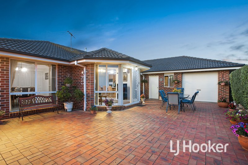 Photo - 8 Mason Mews, Pakenham VIC 3810 - Image 15