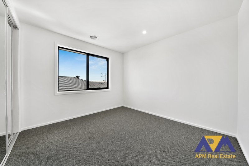 Photo - 8 Masters Crescent, Mambourin VIC 3024 - Image 19