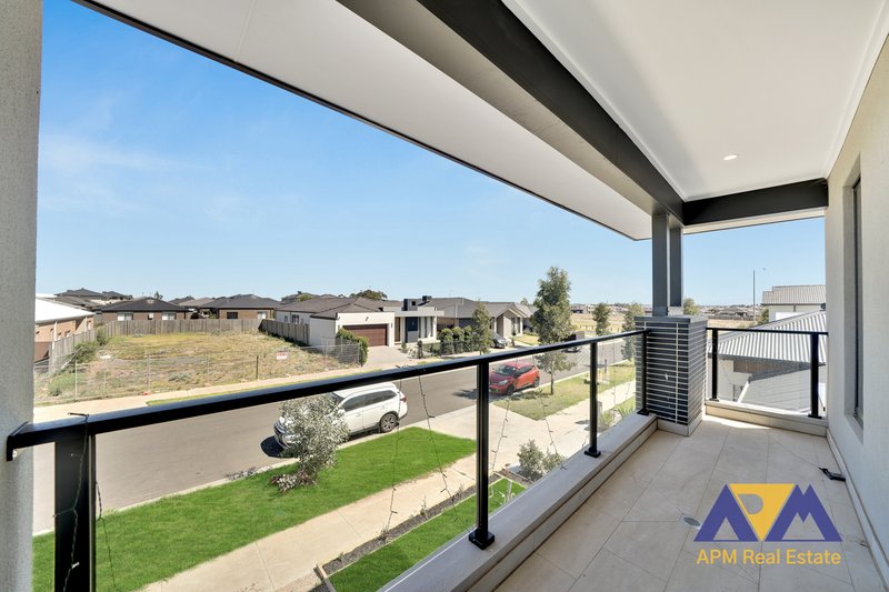 Photo - 8 Masters Crescent, Mambourin VIC 3024 - Image 35