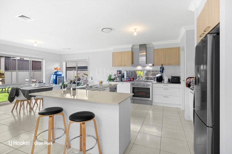 Photo - 8 Matich Place, Oran Park NSW 2570 - Image 2