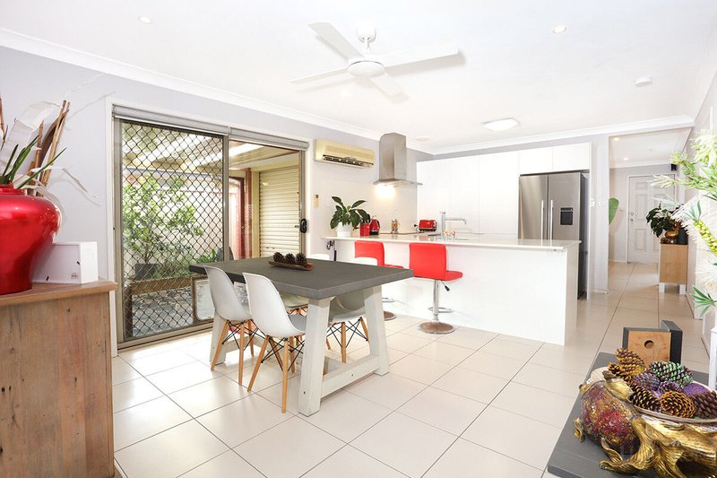 Photo - 8 Matisse Court, Coombabah QLD 4216 - Image 1