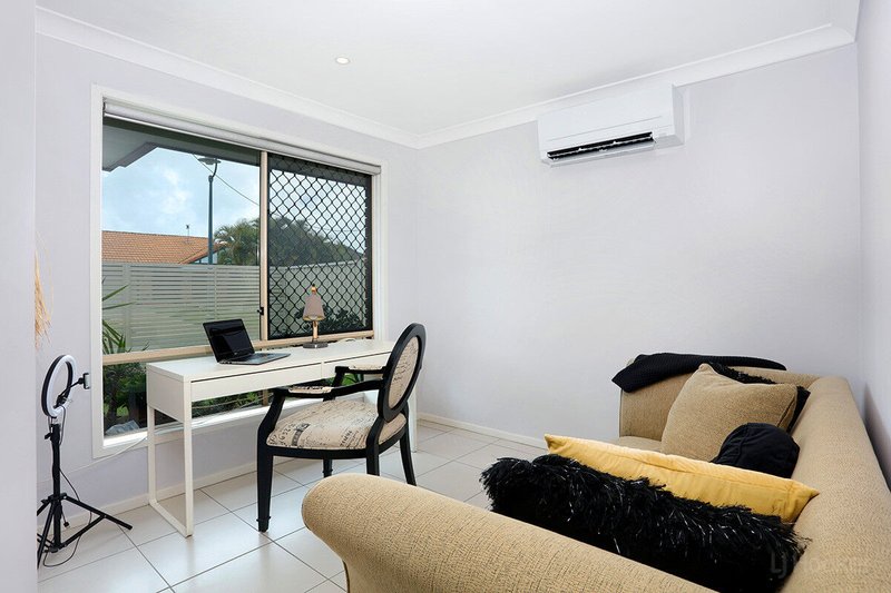 Photo - 8 Matisse Court, Coombabah QLD 4216 - Image 9
