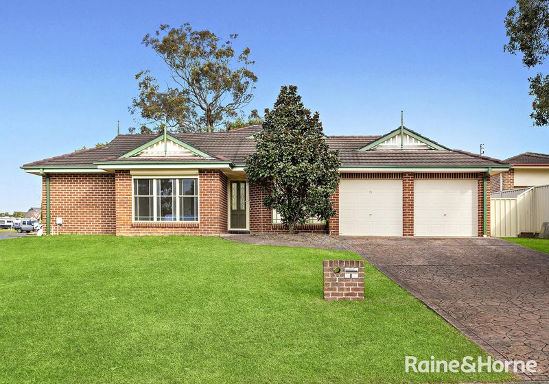 8 Mayfair Court, Bomaderry NSW 2541