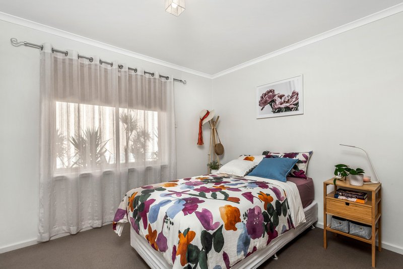 Photo - 8 Mayfield Street, Modbury Heights SA 5092 - Image 13