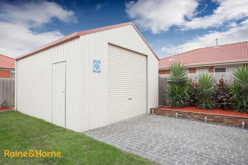 Photo - 8 Mccosker St , Sunbury VIC 3429 - Image 11