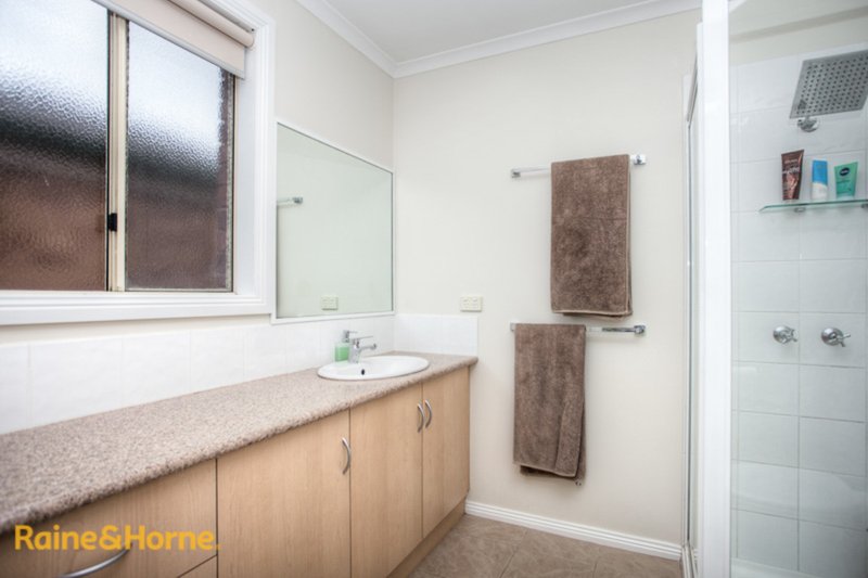 Photo - 8 Mccosker St , Sunbury VIC 3429 - Image 17