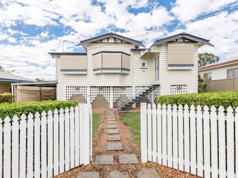 8 Mcgrath Lane, Booval QLD 4304