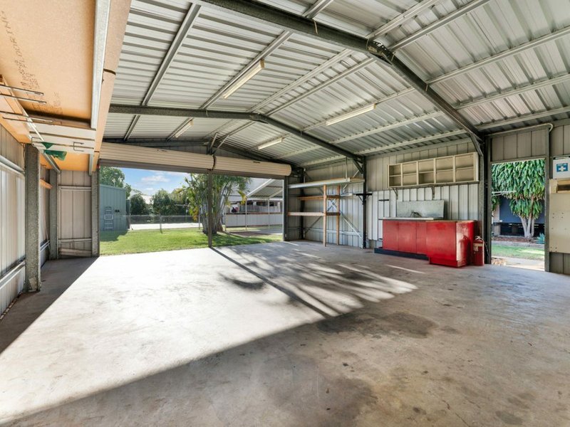 Photo - 8 Mckendry Street, Emerald QLD 4720 - Image 14