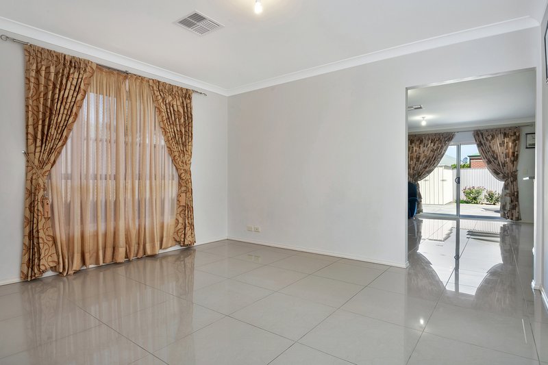 Photo - 8 Medika Boulevard, Mansfield Park SA 5012 - Image 5